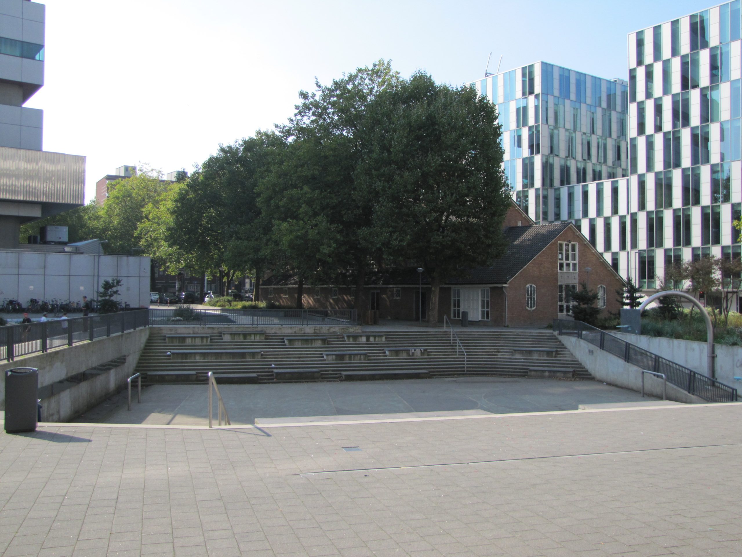 Vodeni trg Benthemplein u Rotterdamu